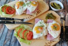 Ile kosztuje 1 kg szynki surowej?