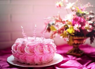 Co na tort weselny? Co na tort weselny?