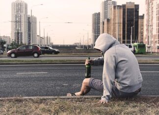 Czy picie co tydzień to alkoholizm?