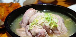 Czy do rosołu dodaje się cukier?