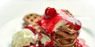 Czym najlepiej przełożyć wafle?